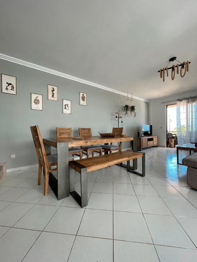 Blue View Seaside Luxury Apartment